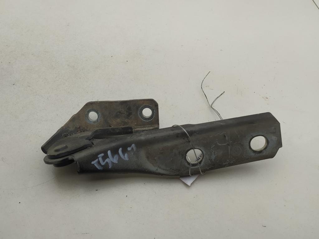 петля капота левая Audi A3 8P 2004, чёрный, хетчбэк 3 дв., 8P0823301