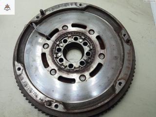 маховик Toyota Corolla 9 поколение (E120/E130) 2003, 2.0 л., дизель, МКПП, серый, хетчбэк 5 дв.