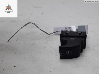 кнопка стеклоподъемника заднего левого Volkswagen Golf 5 поколение 2004, 1.6 л., бензин, МКПП, красный, хетчбэк 5 дв., 7L6959855B