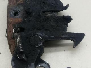 замок капота Nissan Almera N15 [рестайлинг] 1998, 1.4 л., бензин, МКПП, зелёный, хетчбэк 5 дв.