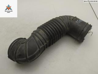 воздуховод Ford Mondeo 3 поколение 2001, 2.0 л., бензин, МКПП, красный, хетчбэк 5 дв., 1S719C623AH