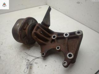 подушка крепления двигателя Volkswagen Transporter T4 1991, 2.5 л., бензин, МКПП, красный, микроавтобус, 0741892073