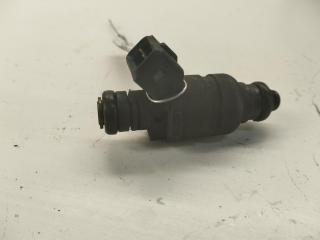 форсунка Volkswagen Bora 1 поколение 1999, 1.6 л., бензин, МКПП, красный, седан, 037906031AA