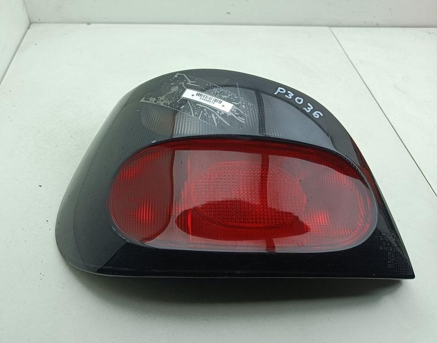 фонарь задний левый Renault Megane I 1996, 1.6 л., бензин, МКПП, красный, хетчбэк 5 дв.