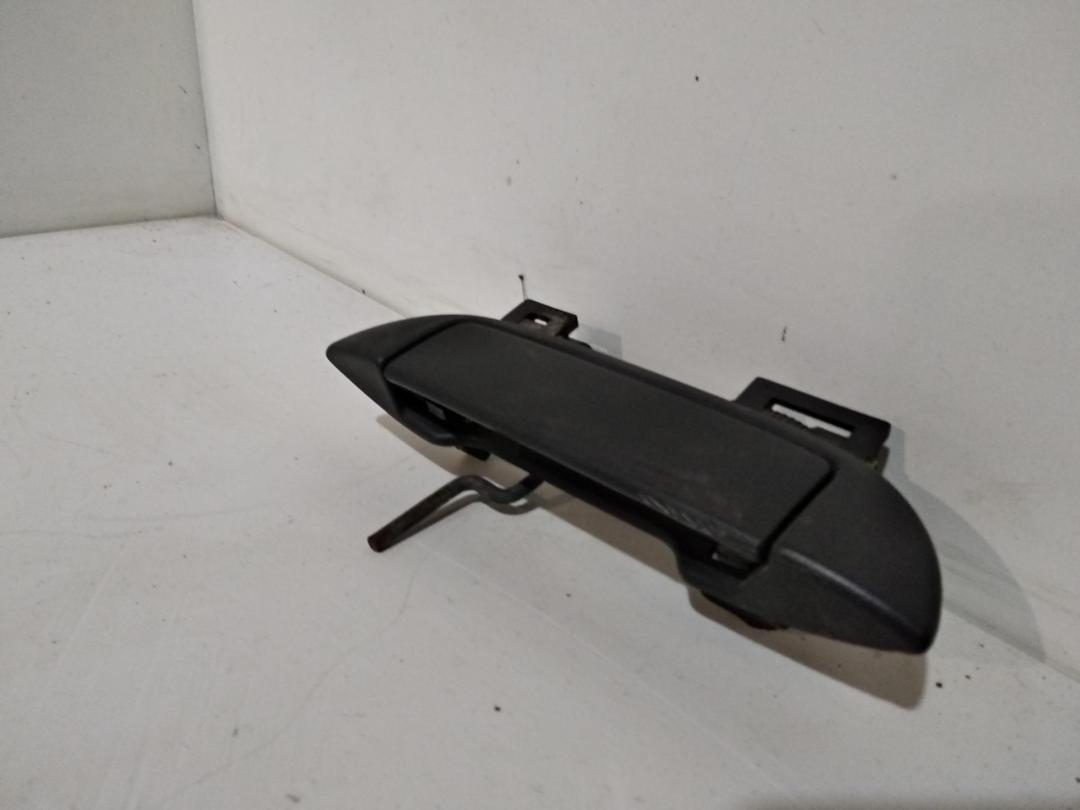 ручка наружная задняя правая Nissan Sunny 1992, 2.0 л., дизель, МКПП, красный, универсал