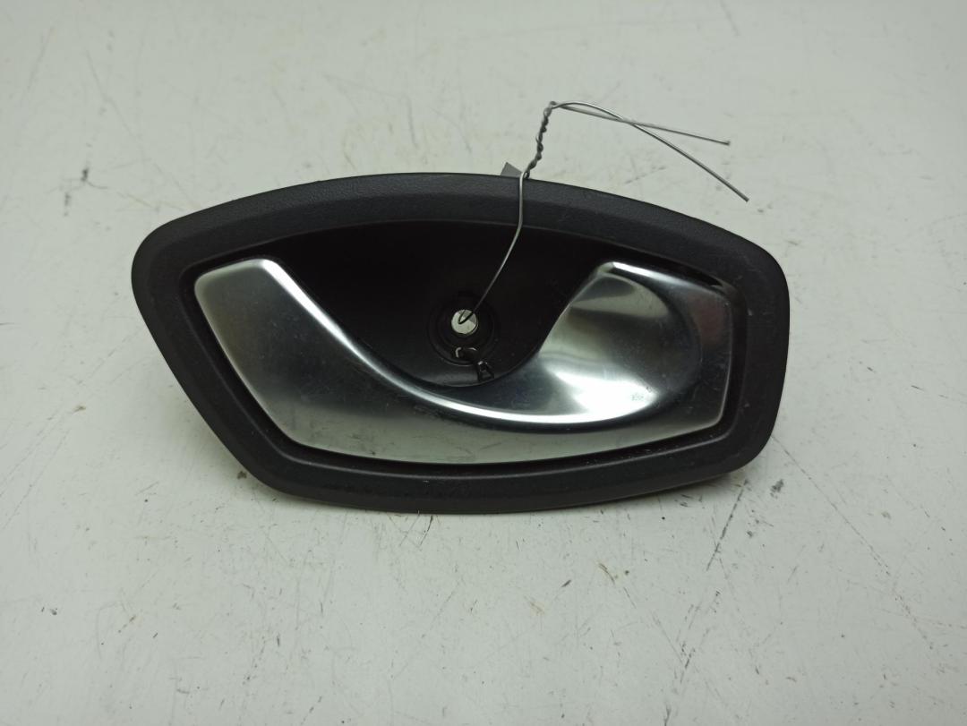 ручка внутренняя задняя правая Renault Scenic III 2011, 1.6 л., бензин, МКПП, чёрный, минивэн, 826720001R