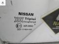 стекло двери передней правой Nissan Primera P11 1998, 2.0 л., бензин, МКПП, красный, седан - фото №2