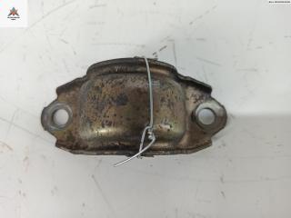 крепление стабилизатора / втулки стабилизатора Audi A8 D2/4D 1995, 4.2 л., бензин, АКПП, чёрный, седан, 4D0411336D