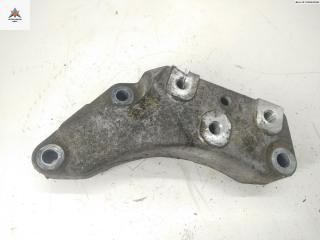 кронштейн КПП Audi A3 8P/8PA [2-й рестайлинг] 2009, 2.0 л., дизель, МКПП, красный, хетчбэк 5 дв.