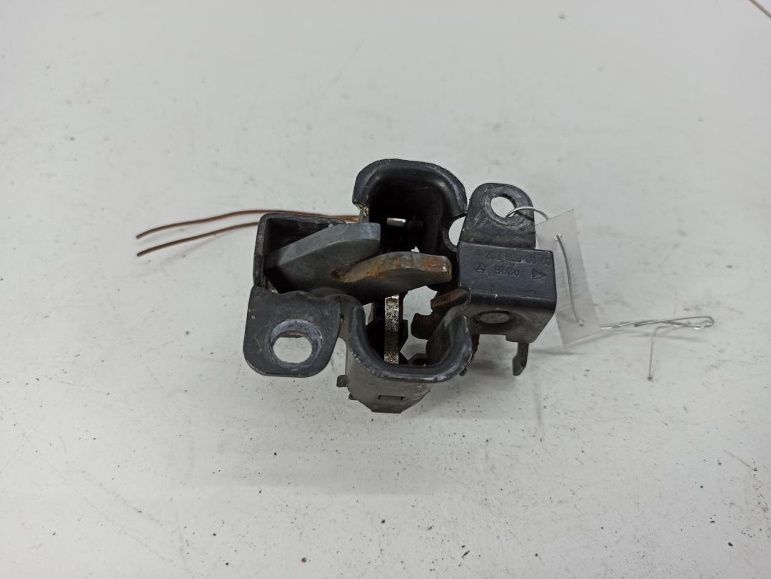 замок капота Mercedes-Benz E W211 2003, 3.2 л., дизель, АКПП, серый, универсал, 2038800060