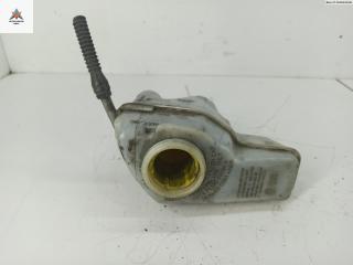 бачок тормозной жидкости Audi A3 8P/8PA [2-й рестайлинг] 2009, 2.0 л., дизель, МКПП, красный, хетчбэк 5 дв., 1K2611301C