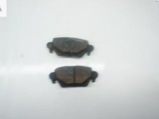 Колодки тормозные задние Ford Mondeo 3 поколение 2001, 1.8 л., бензин, МКПП, серый, хетчбэк 5 дв.