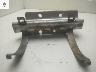 кронштейн (крепление) Nissan Micra 5 поколение K14 2017, 1.5 л., дизель, МКПП, красный, хетчбэк 5 дв.