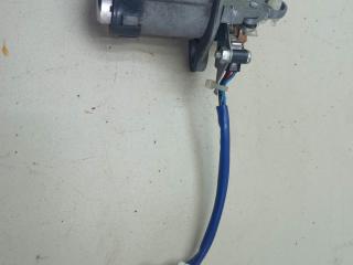 Личинка замка багажника Mazda Xedos 6 1 поколение 1993, 2.0 л., бензин, МКПП, серый, седан