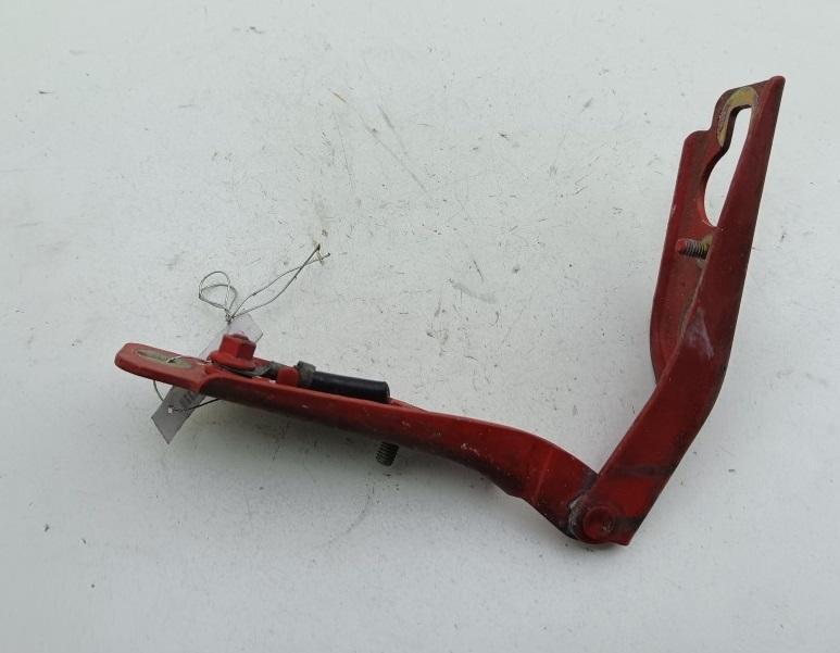 петля капота правая BMW 3 E36 1996, красный, хетчбэк 3 дв.