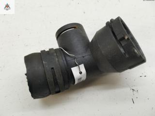 фланец (тройник) системы охлаждения Skoda Octavia mk2 (A5 1Z) 2009, 1.9 л., дизель, МКПП, красный, хетчбэк 5 дв., 1K0122291AD