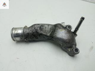 фланец (тройник) системы охлаждения Toyota Avensis 2 поколение (T250) 2005, 2.0 л., дизель, МКПП, серый, универсал