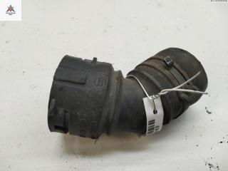 фланец (тройник) системы охлаждения Volkswagen Golf 4 поколение 2004, 1.4 л., бензин, МКПП, чёрный, универсал, 1J0121619