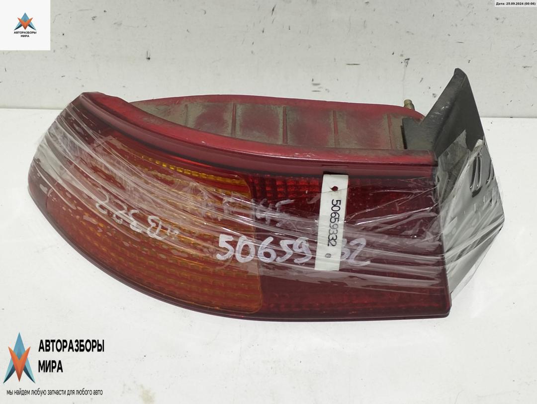 фонарь задний левый Alfa Romeo 145 930 1996, 1.6 л., бензин, МКПП, хетчбэк 5 дв. - фото №1