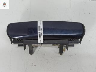 ручка внутренняя передняя правая Audi A4 B6 2002, 2.4 л., бензин, АКПП, синий, универсал, 4B0839885