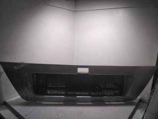 накладка подсветки номера Nissan Primera P11 2000, 2.0 л., бензин, АКПП, серый, универсал