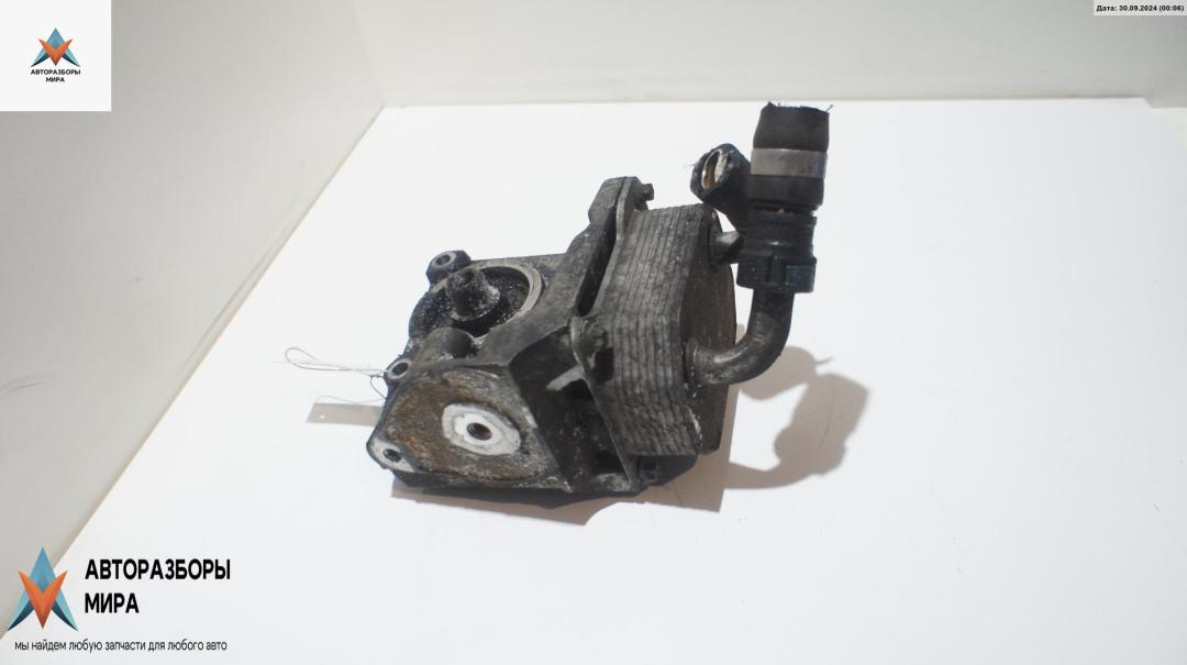 корпус масляного фильтра Ford Focus 2 поколение 2005, 1.8 л., дизель, МКПП, универсал - фото №1