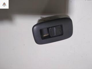 кнопка стеклоподъемника заднего правого Toyota Auris 1 поколение 2008, 2.0 л., дизель, МКПП, серый, хетчбэк 5 дв., 84810-0D030