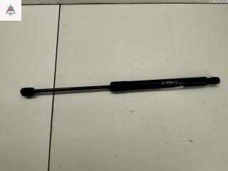 амортизатор крышки багажника (3-5 двери) Volkswagen Golf 5 поколение 2004, 1.9 л., дизель, МКПП, чёрный, хетчбэк 3 дв., 1K6827550F