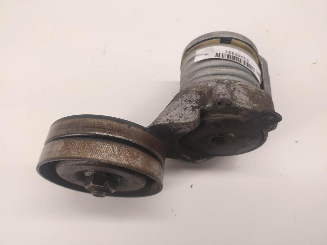 механизм натяжения ремня, цепи Volkswagen Bora 1 поколение 2001, 1.6 л., бензин, МКПП, серый, седан, 032145299A - фото №1