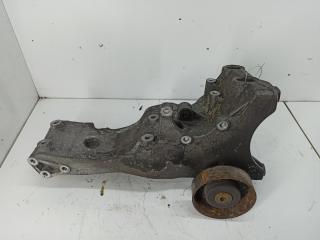 кронштейн генератора Audi A4 B6 2002, 2.0 л., бензин, АКПП, синий, универсал, 06B903143L