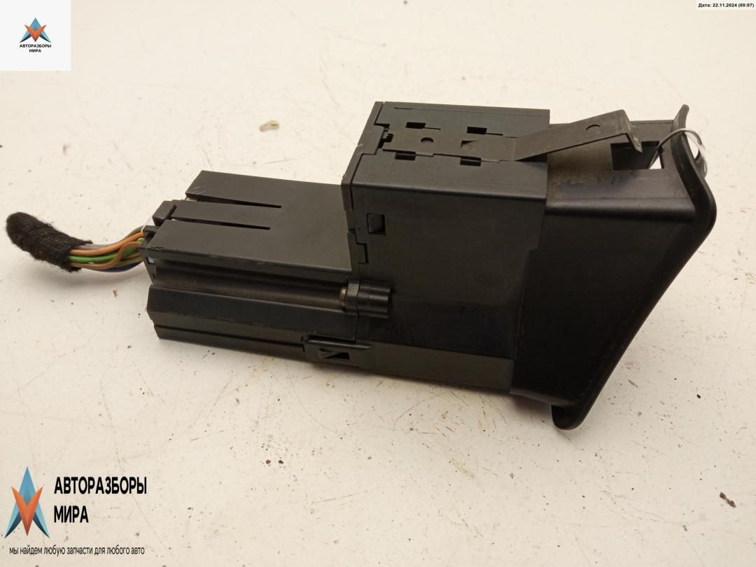 дисплей Alfa Romeo 156 932 1999, 2.0 л., бензин, робот, серый, седан, 1560167770 - фото №1