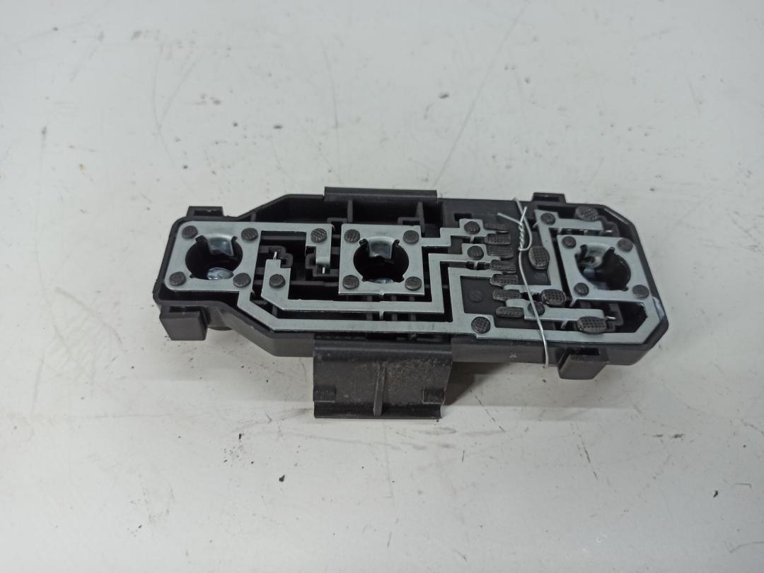 Плата фонаря заднего правого Audi A6 4B/C5 1998, 2.8 л., бензин, МКПП, серый, универсал, BL3158B - фото №1