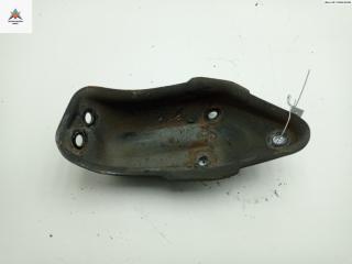 кронштейн КПП Opel Astra F [рестайлинг] 1995, 1.6 л., бензин, МКПП, красный, хетчбэк 5 дв.