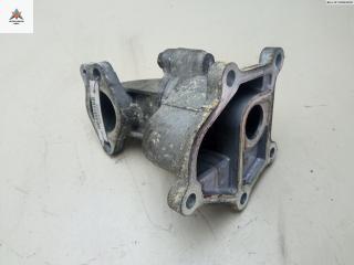 корпус термостата Nissan Almera N16 2000, 2.2 л., дизель, МКПП, серый, хетчбэк 5 дв.