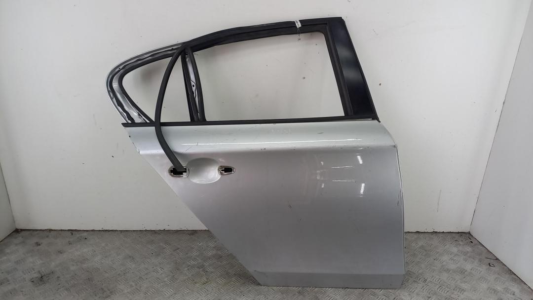 дверь сдвижная BMW 1 серия E81/E82/E87/E88 2006, серый, хетчбэк 5 дв. - фото №1