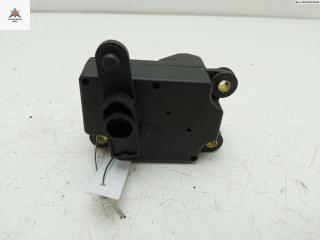 моторчик заслонки печки Volvo V70 2 поколение 2001, 2.4 л., бензин, МКПП, синий, универсал, 220601