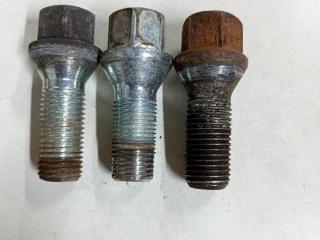 болт колесный BMW X5 E53 2002, 3.0 л., дизель, АКПП, серый, внедорожник 5 дв.