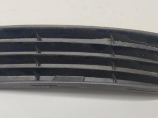 заглушка (решетка) в бампер Audi A4 B5 [рестайлинг] 1998, 2.4 л., бензин, МКПП, чёрный, универсал, 8D0807345B