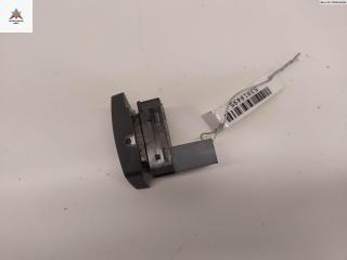 кнопка стеклоподъемника заднего левого Skoda Octavia mk2 (A5 1Z) 2011, 2.0 л., дизель, МКПП, красный, универсал, 1Z0959851