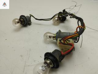 Патрон лампы фонаря Mazda 323 BG 1993, 1.6 л., бензин, МКПП, красный, хетчбэк 5 дв.