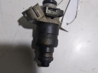 форсунка Mitsubishi Colt 6 поколение (Z20/Z30) 2006, 1.1 л., бензин, МКПП, красный, хетчбэк 5 дв., MR988977