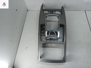 консоль салона (центральная часть) Audi A6 4F/C6 2007, 2.7 л., дизель, МКПП, чёрный, универсал, 4F1864261