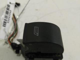 кнопка стеклоподъемника переднего правого Audi A6 4B/C5 1999, 2.4 л., бензин, МКПП, зелёный, седан