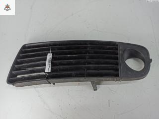 заглушка (решетка) в бампер Audi A6 4B/C5 1999, 2.4 л., бензин, АКПП, серый, седан, 4B0807681J