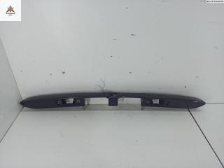 накладка подсветки номера Audi A4 B5 1997, 1.8 л., бензин, МКПП, синий, универсал, 8D9827574