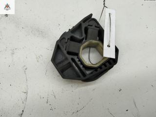 кронштейн радиатора Volkswagen Golf 5 поколение 2005, 1.6 л., бензин, МКПП, чёрный, хетчбэк 3 дв., 1Z0121367A