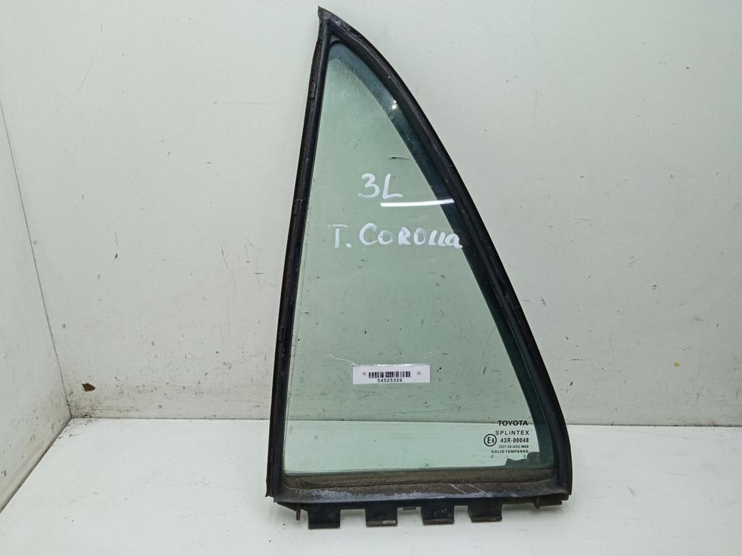 форточка задняя левая Toyota Corolla 2003, 2.0 л., дизель, МКПП, серый, хетчбэк 5 дв., E643R00048