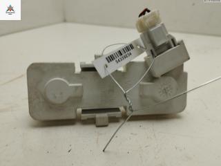 панель заднего левого фонаря Nissan Primera P10 1993, 2.0 л., бензин, МКПП, серый, седан