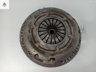 маховик Audi A3 8P/8PA [2-й рестайлинг] 2008, 1.6 л., бензин, МКПП, белый, хетчбэк 5 дв., 030105271D