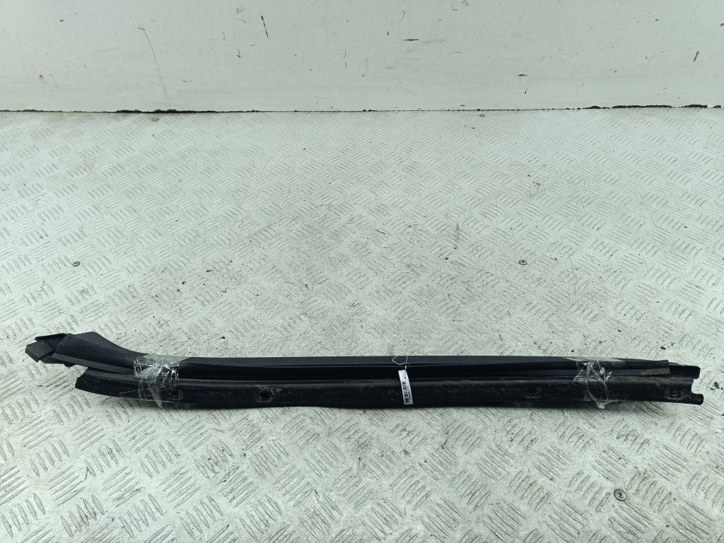 молдинг лобового стекла Citroen Xsara 1999, 1.4 л., бензин, МКПП, красный, универсал, 9623142880